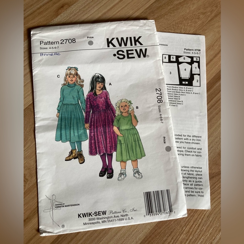 1990’s Kwik Sew Girls Dress 2708